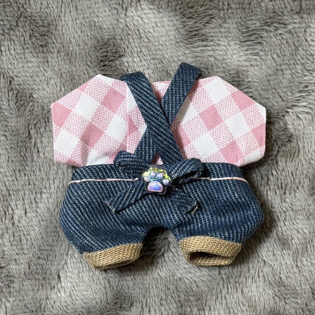 ケツが光るサロペット(肉球)