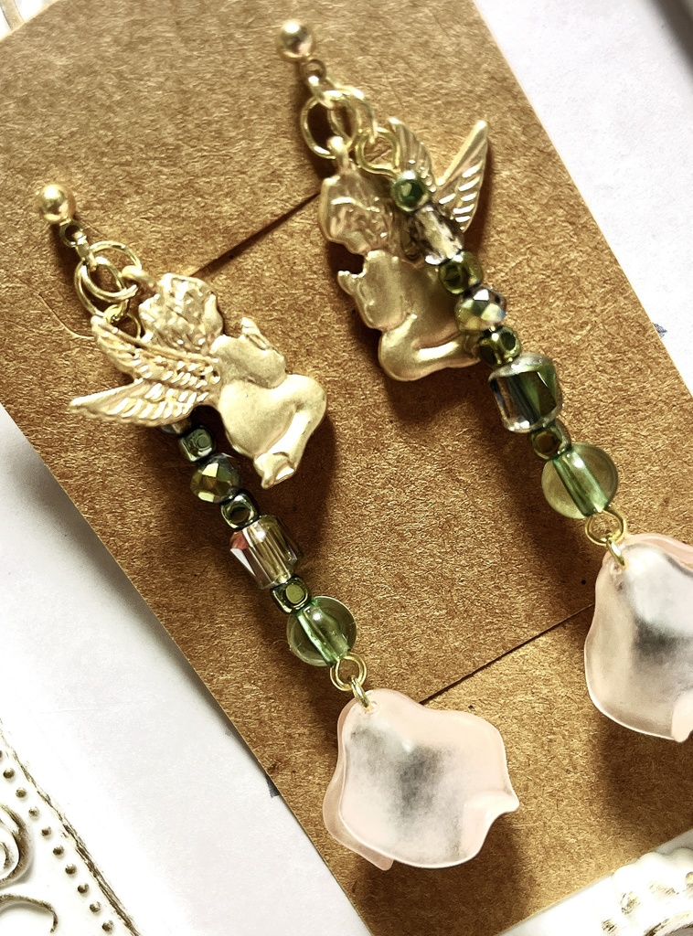 夜の標本箱「祈りの森」