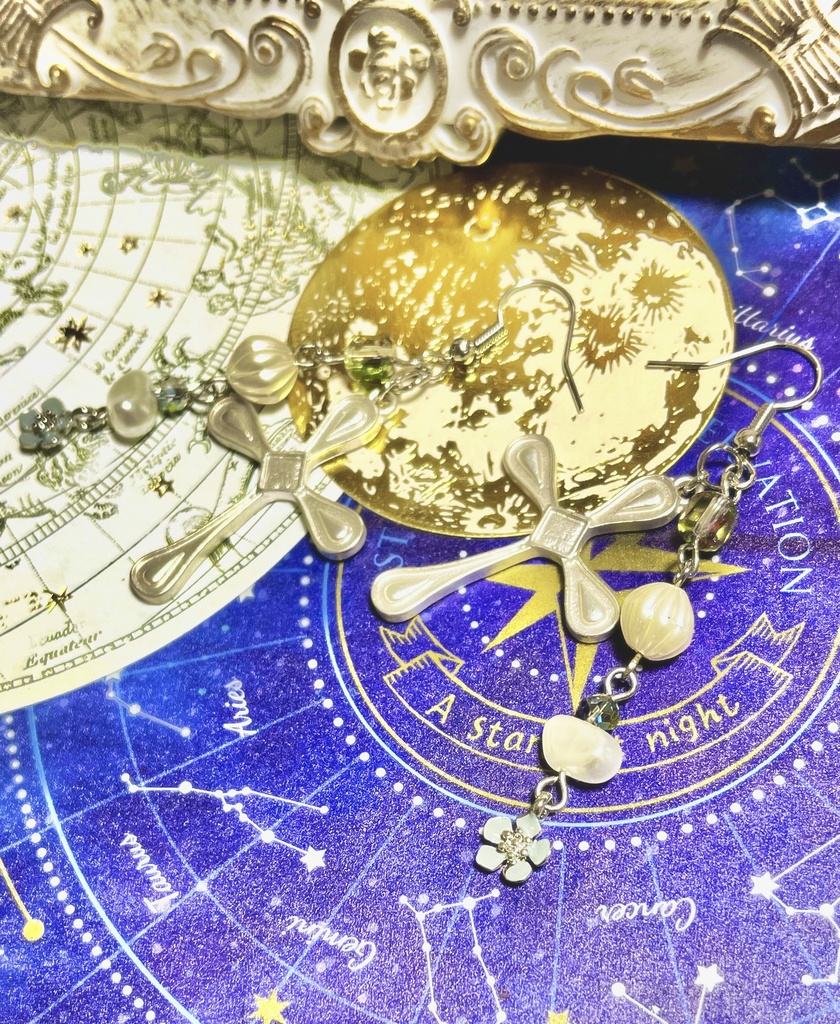 夜の標本箱「無実の花」