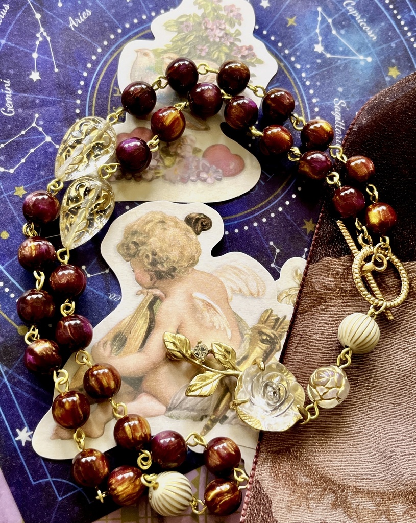 夜の標本箱「祝福なき聖女」