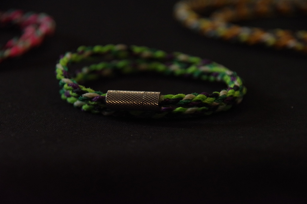 コードブレスレット