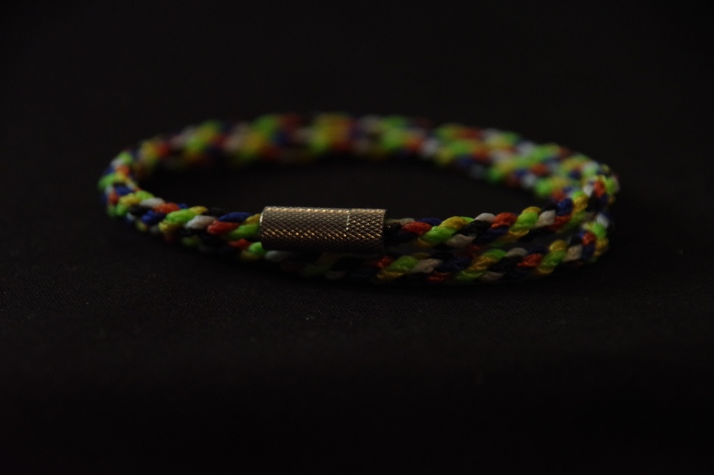 コードブレスレット