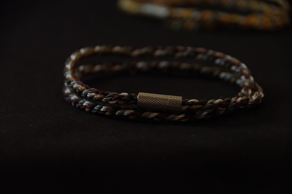 コードブレスレット