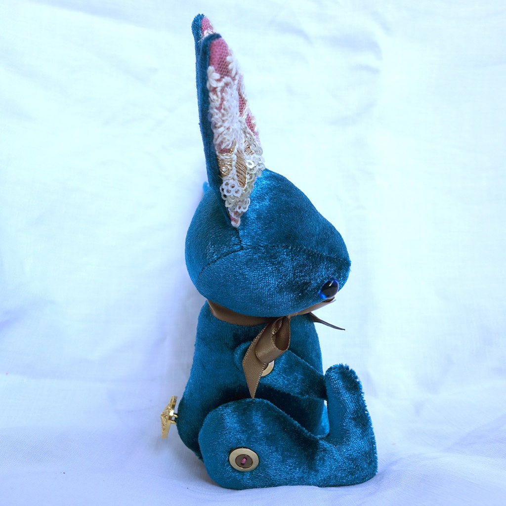 孔雀翠なふたごのうさぎ 個展「理想の部屋」