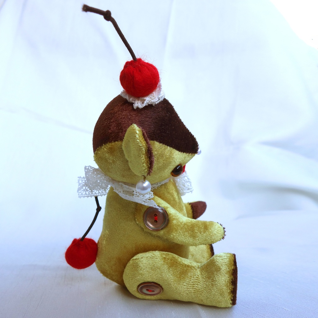 レトロプリンなふたつあたまのテディベア