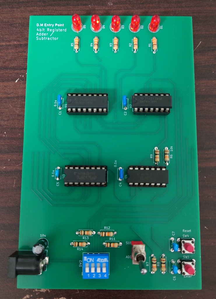 4bit レジスタ付き加減算機 組み立て済み基板