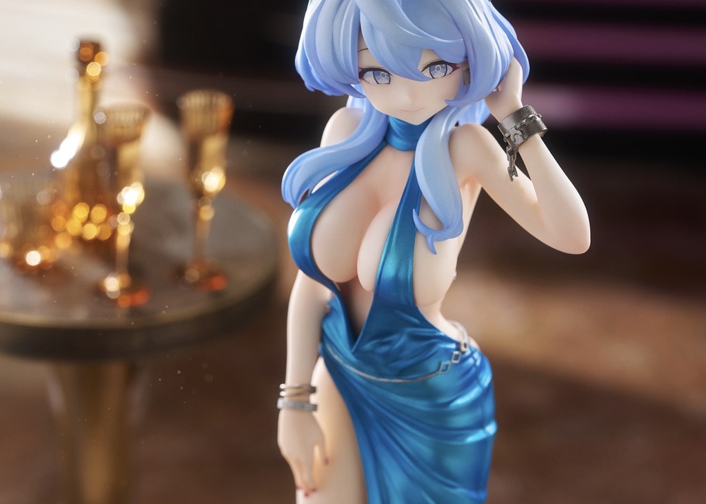 ブルーアーカイブ アコ1/7ドレスver. 未塗装未組み立てガレージキット(フェイスパーツ2種付属)