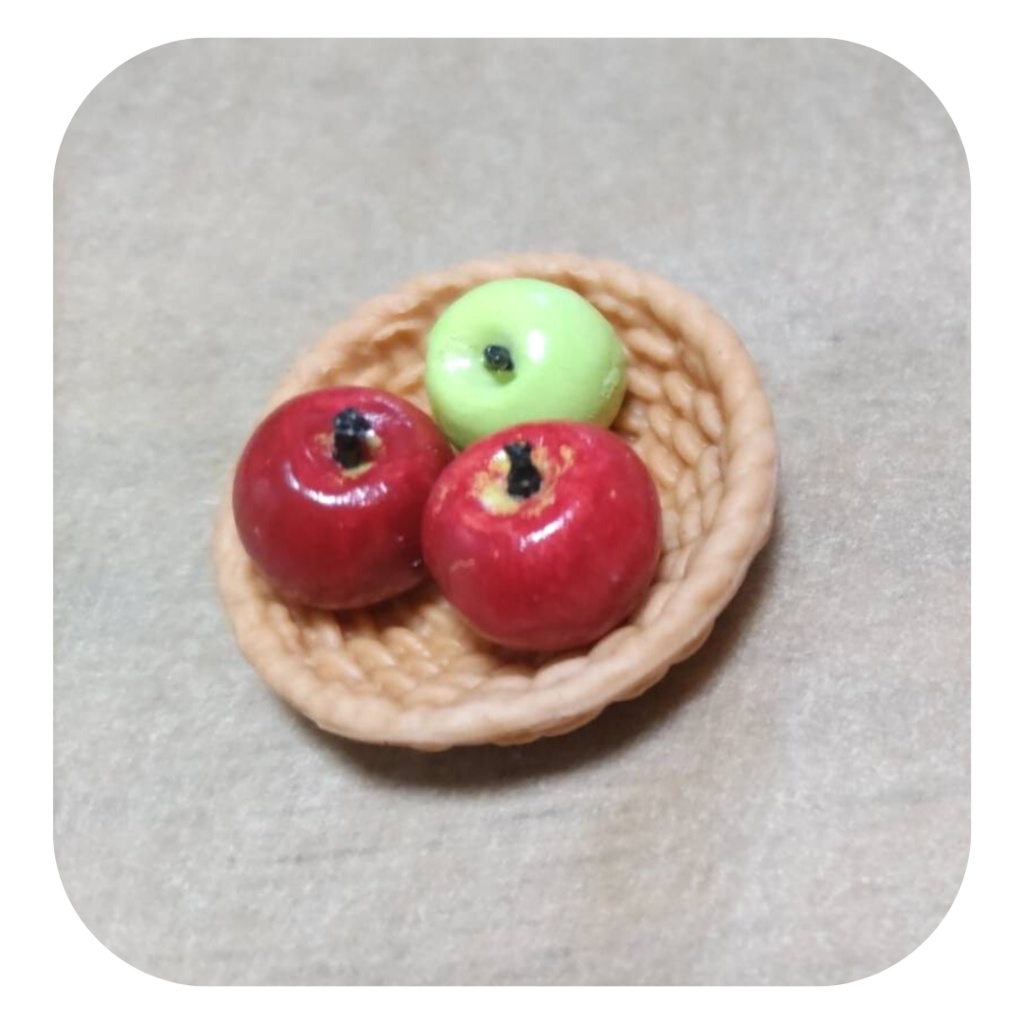 【2/26(日) 11時〜 通販分】アニマルテーブル(りんご付き)