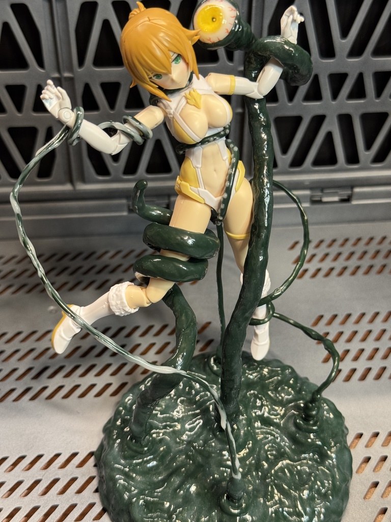 触手ディスプレイベース【クリーピーチャンク】(※触手別売)