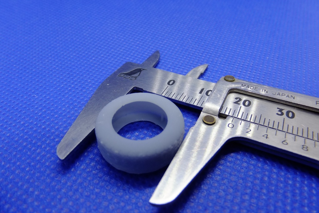 1/24 10インチ ホイール・タイヤセット(コスミック風