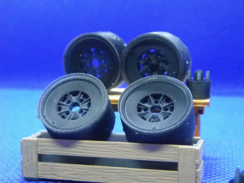 1/24 汎用 旧車14インチ ドラッグ1ホイール