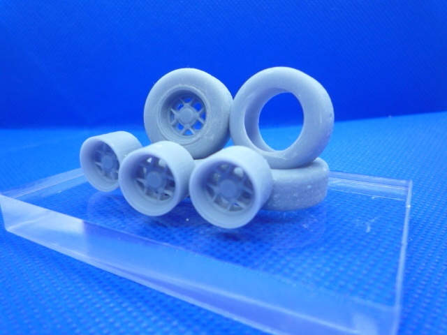 1/24 10インチ Mamba風ホイール・タイヤセット