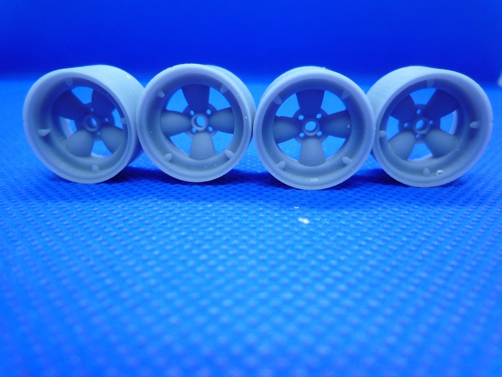 15インチ Gotti Mag(ゴッティ マグ)風ホイール