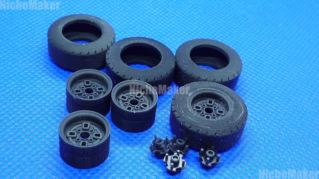 1/24 ハセガワ N360 改造用 10インチ 深リム鉄ホイール&レーシングスリック 他車流用可能