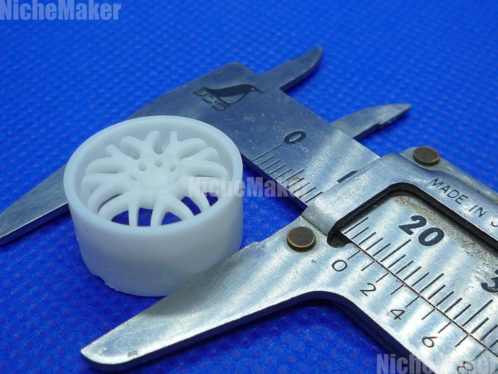 汎用 1/24 旧車FFメッシュホイール レーシングスパルコ風