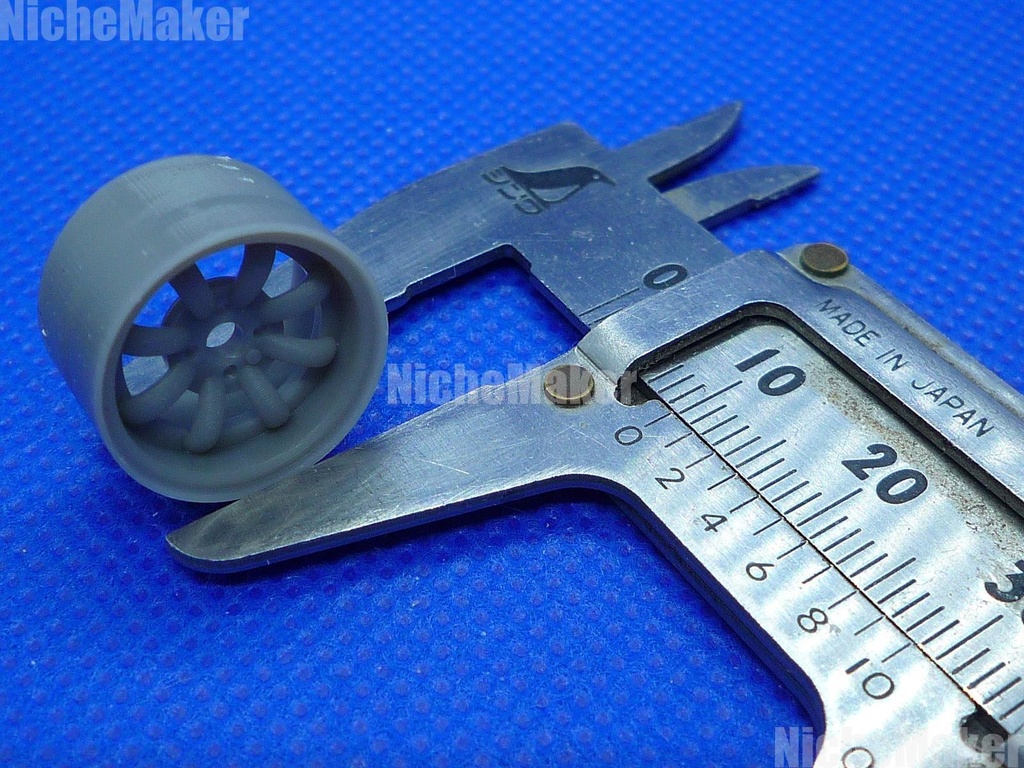 汎用 1/24 深リム8スポークホイール