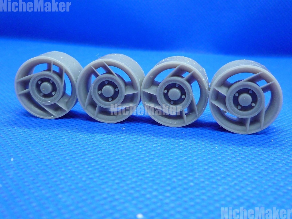 汎用 15-16インチ相当 iスピード 風ホイール(キャップレスタイプ)