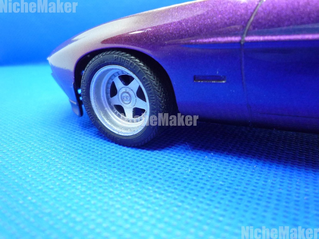 フジミ 1/24 ポルシェ928 専用 フロント調節キット&ホイール