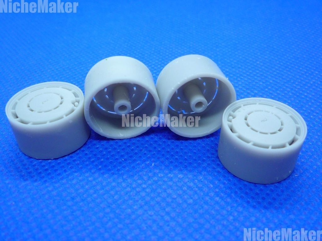 フジミ 1/24 7th スカイライン対応純正タイプホイール