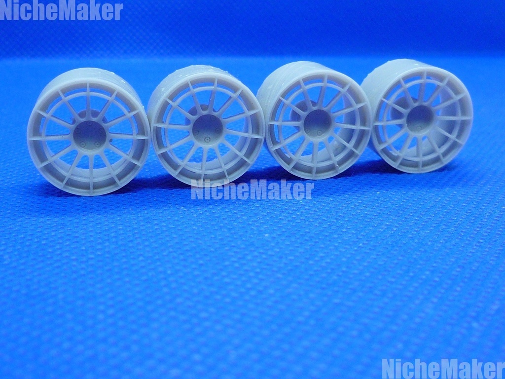 1/24 17インチ相当 NT03RR風 ホイール