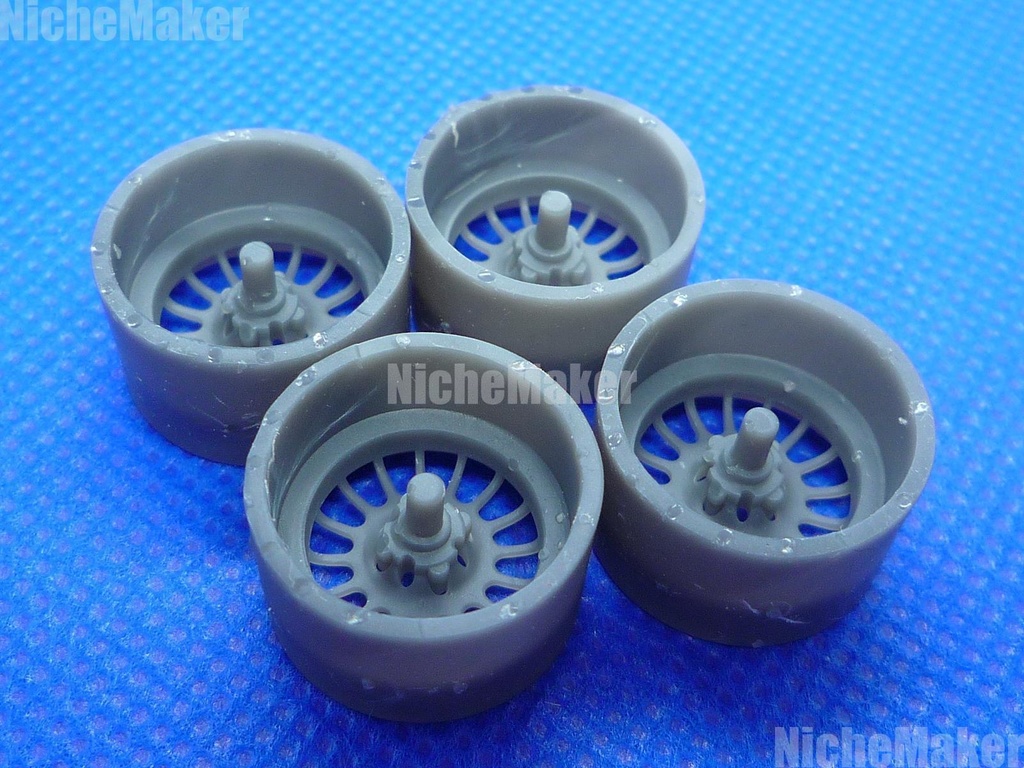 汎用 1/24 15-16インチ相当 スプリントハート風 ホイール