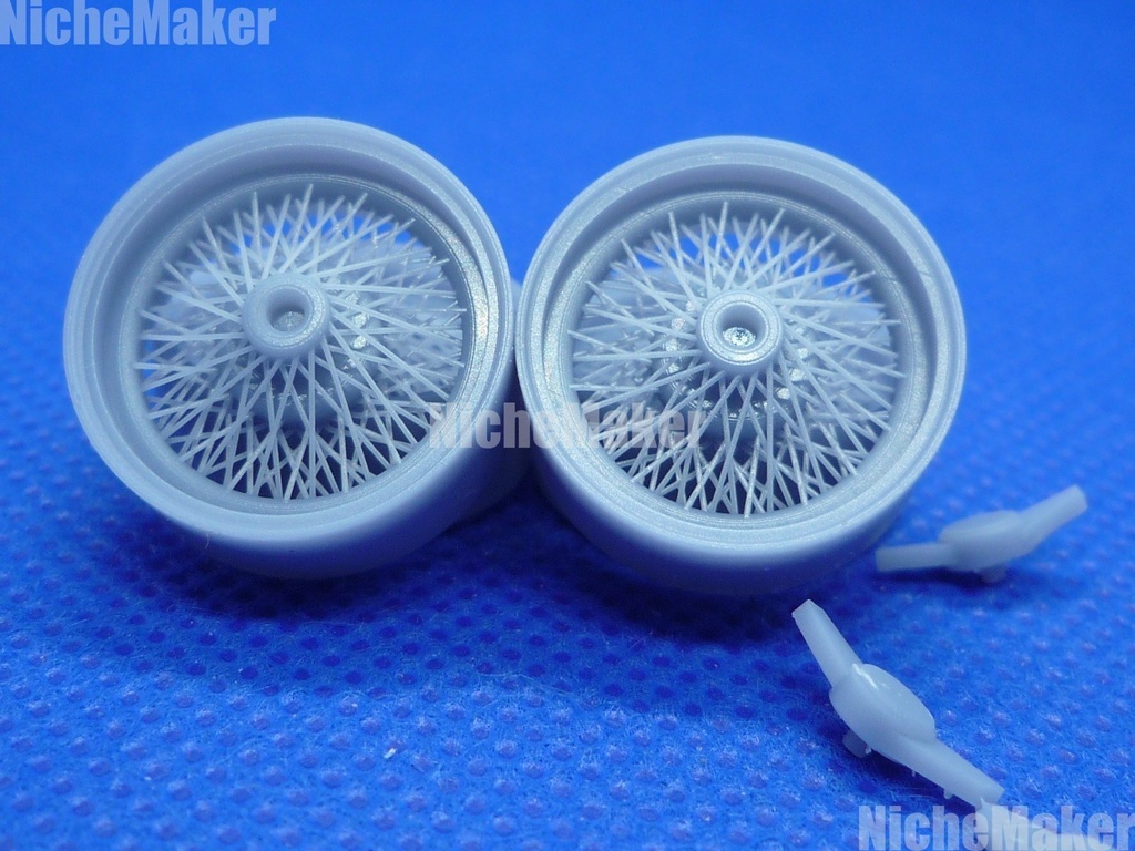 タミヤ 1/24 JAGUAR Mk2対応 ワイヤーホイール。