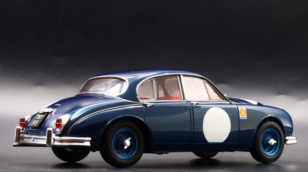 タミヤ 1/24 JAGUAR Mk2対応 ワイヤーホイール。