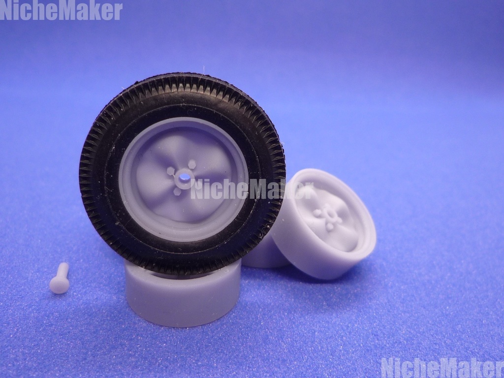 タミヤ 1/24 スーパーセブン対応 Wobbly WEB WHEEL風ホイール