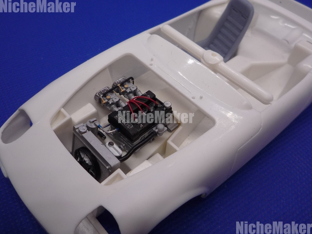 1/24 グンゼ産業 ロータス・エランS3 対応 ツインカムエンジンキット