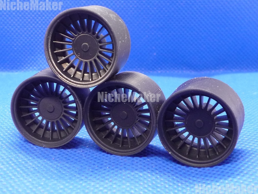 フジミ　1/24　BMW　5シリーズ（E34)　対応　フィンタイプホイール　19インチ