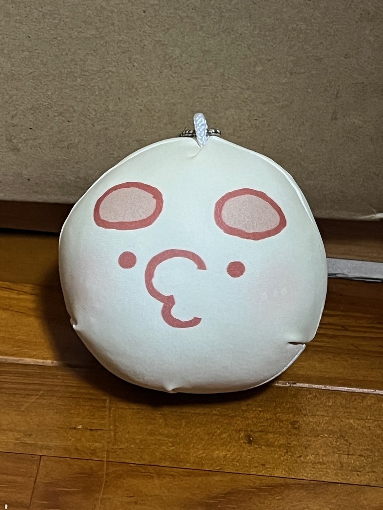 3周年記念でおくれたこかずミニクッションストラップ