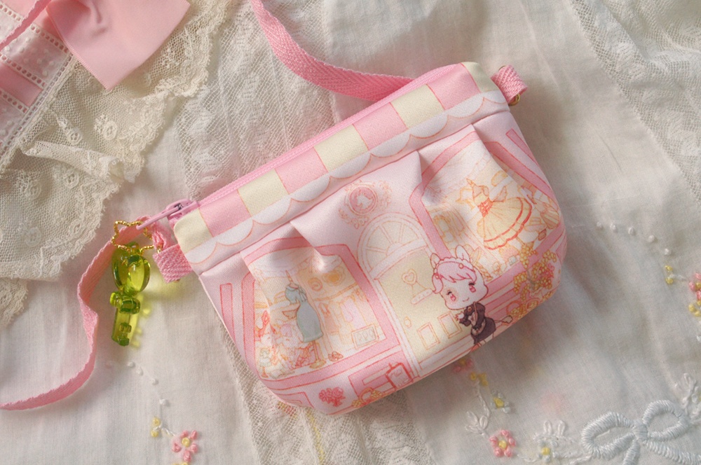 お出かけポーチ