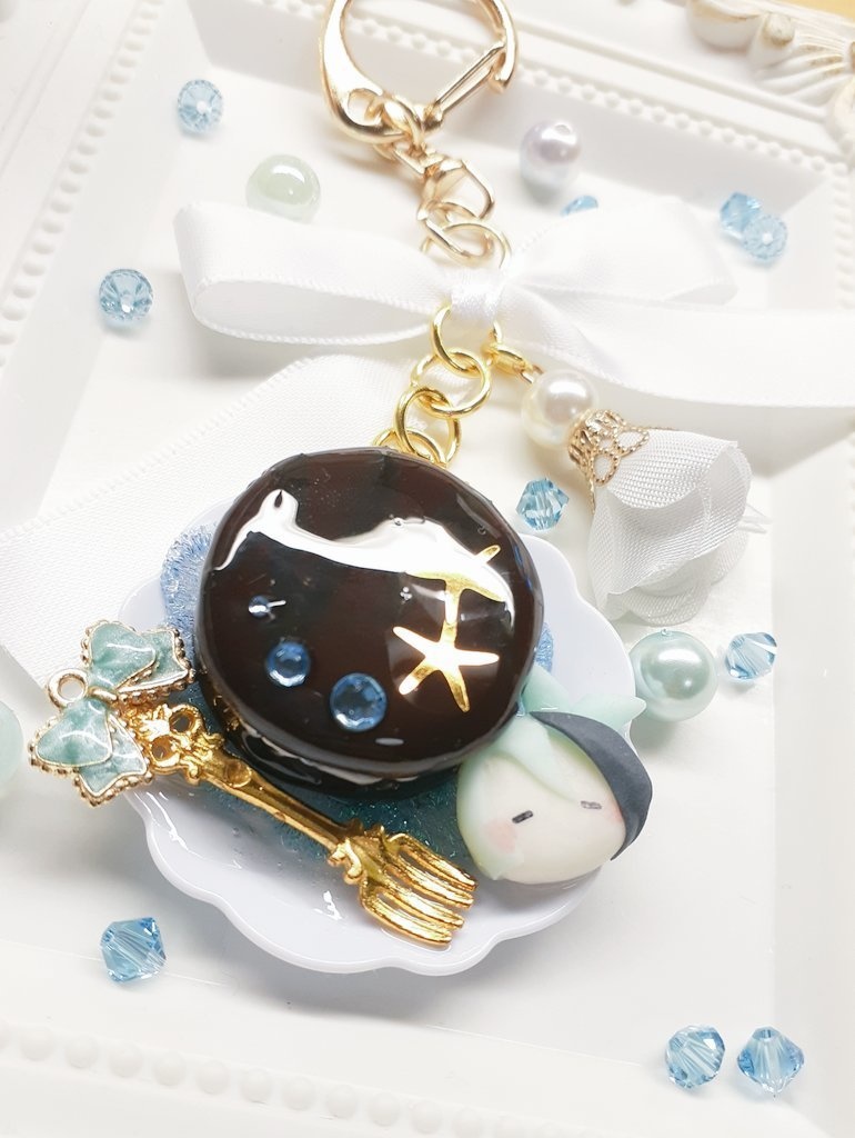 〖ツイステ〗もぐもぐジェイドチャーム