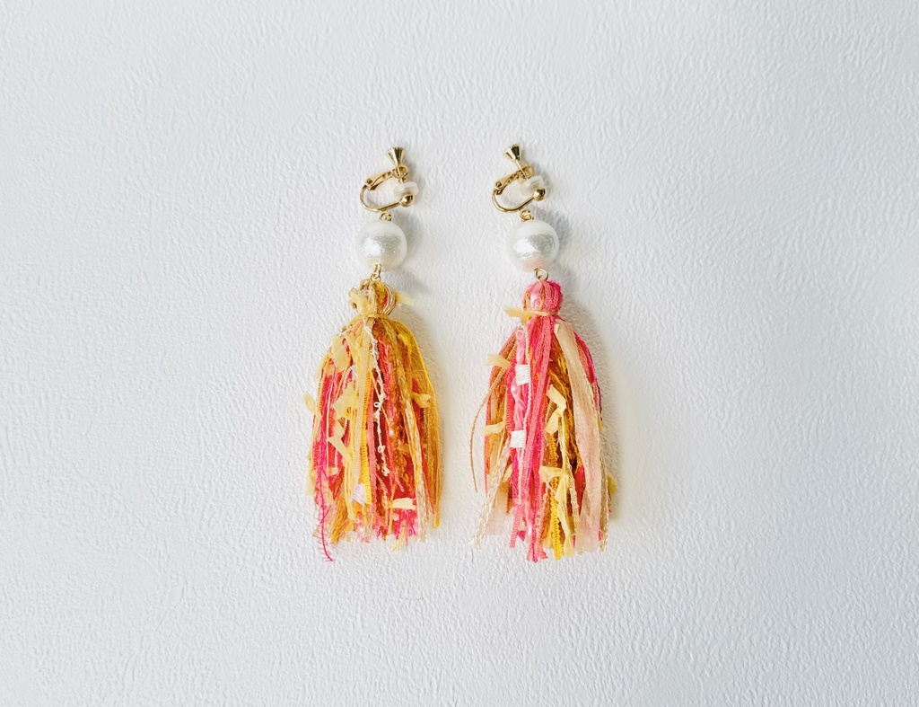 タッセルピアス・イヤリング