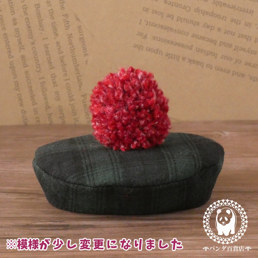 【10cm~12cmぬいぐるみ用】ぽんぽん付きベレー帽 (チェック柄)