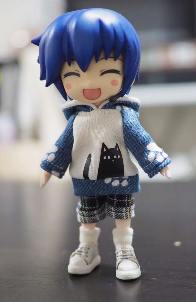 肉球ネコパーカー