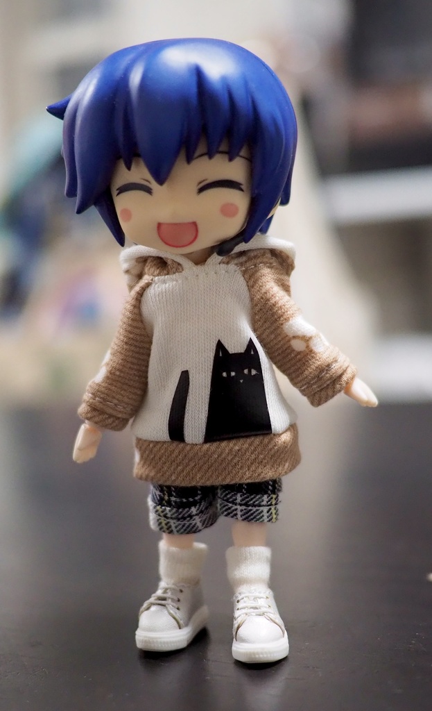 肉球ネコパーカー