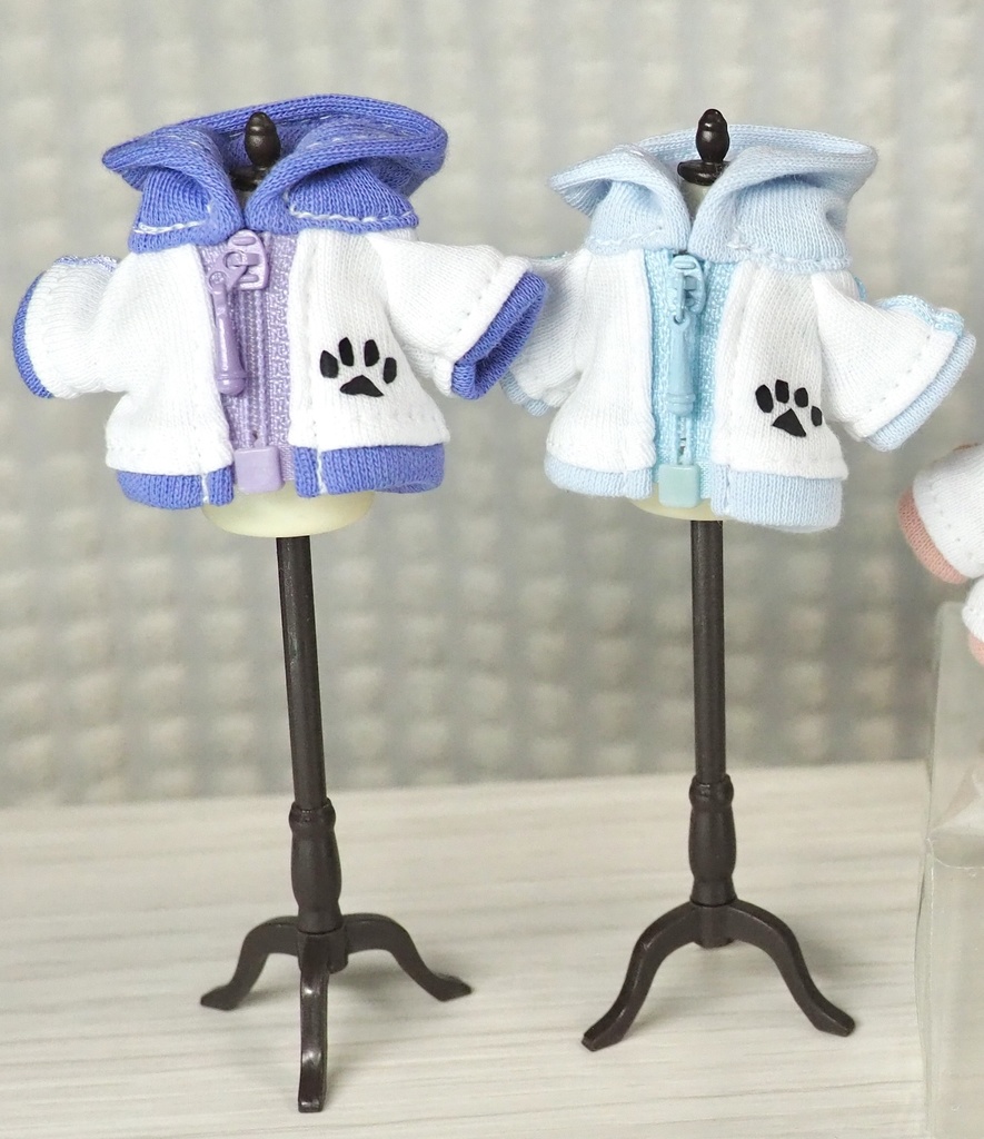 ジップパーカー(白)