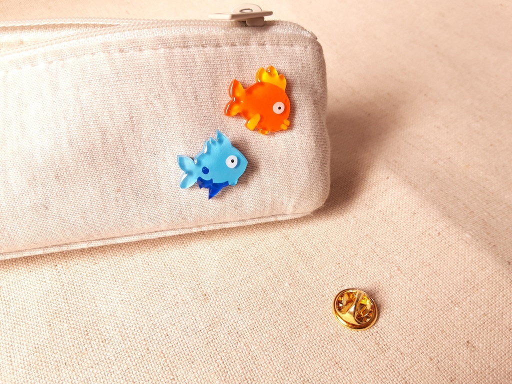 フロッパーバッジ