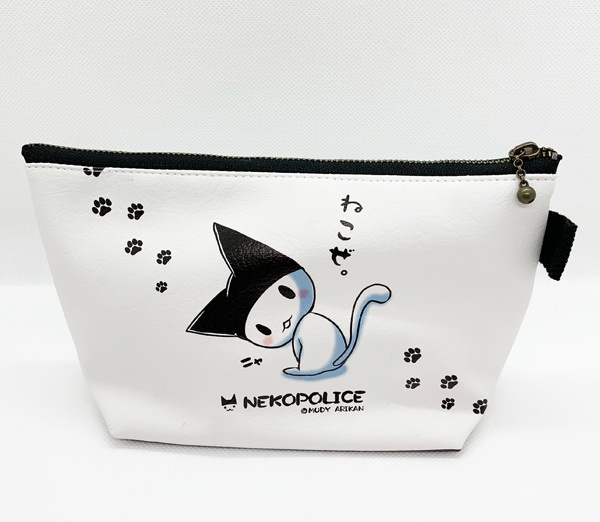 ねこぜ。　三角ポーチ