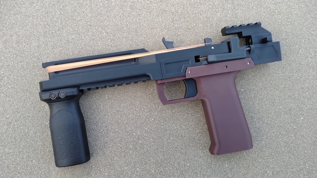 3Dプリント用データ:フルオートゴム銃 RBM-Erbu