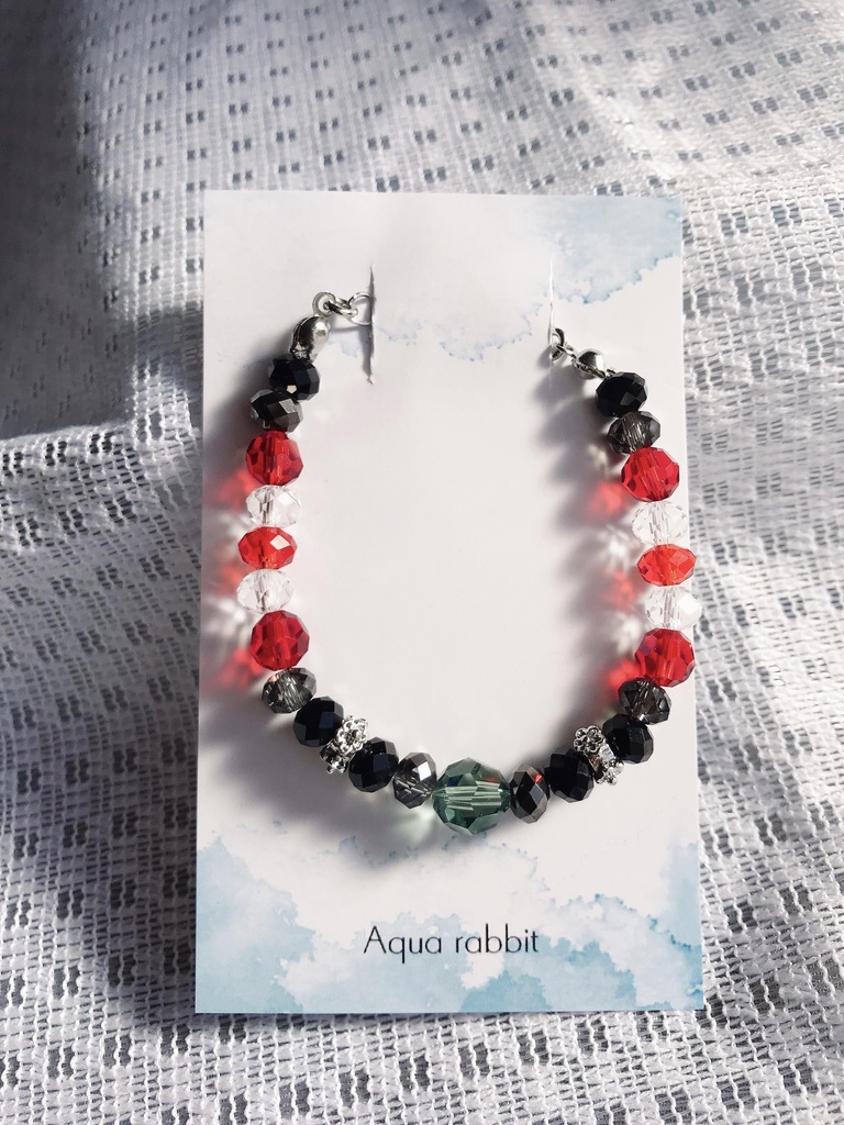 イメージアクセサリー(赤井)