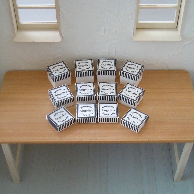 ミニチュアペーパーボックス(フタ付き二重側面箱)デザイン展開図 patisserie Angelicaモノクローム大/小