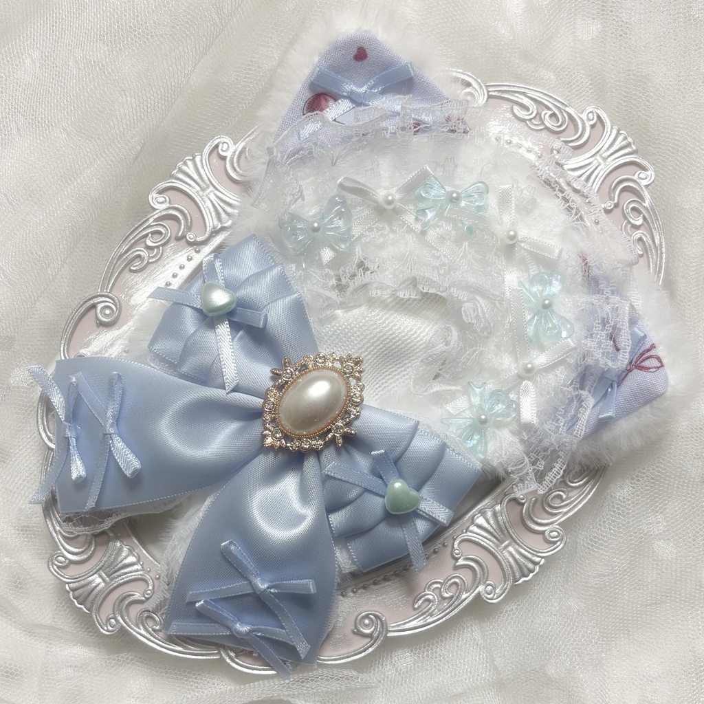 ♡ぬい服　10〜12cm ホワイト×ライトブルー　ねこ　チェーンフック付き♡