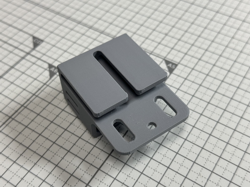 メタルラック用ケーブルオーガナイザー タイプB