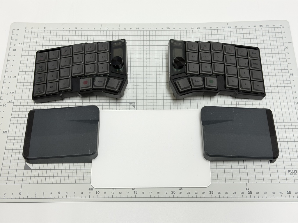 セパレート型モバイルリストレスト ワイド 傾斜タイプ8度 20to30mm 分割傾斜キーボード向け(Cornix等)