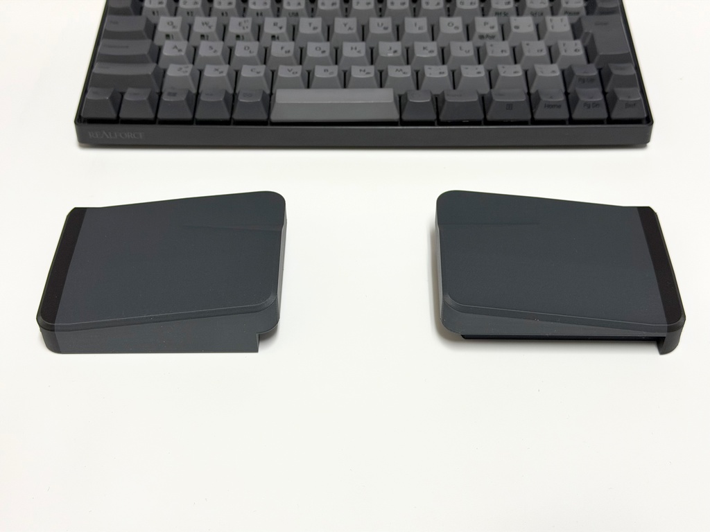 セパレート型モバイルリストレスト ワイド 傾斜タイプ8度 20to30mm 分割傾斜キーボード向け(期間限定ゴム足付き)