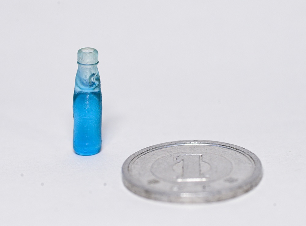 1/12 ラムネ瓶(5本セット) ミニチュア 3Dプリンタ出力未塗装レジンキット (1/20、1/24、1/32、1/35、1/45もあり)