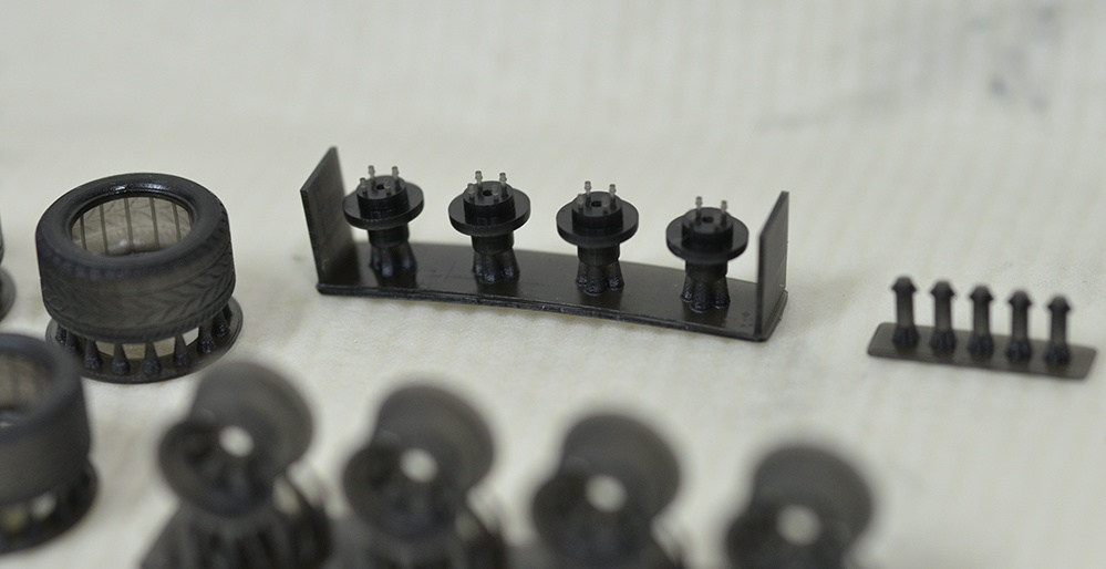 1/43 ワタナベ風8スポークホイール(タイヤセット) 3Dプリンタ出力レジンパーツ 15インチ相当