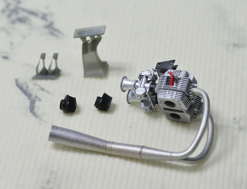 1/12 CB400T ホーク用 エンジン、集合マフラーディティールアップパーツ 3Dプリンタ出力未塗装キット (1/8もあり)